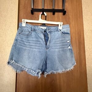 Distressed shorts